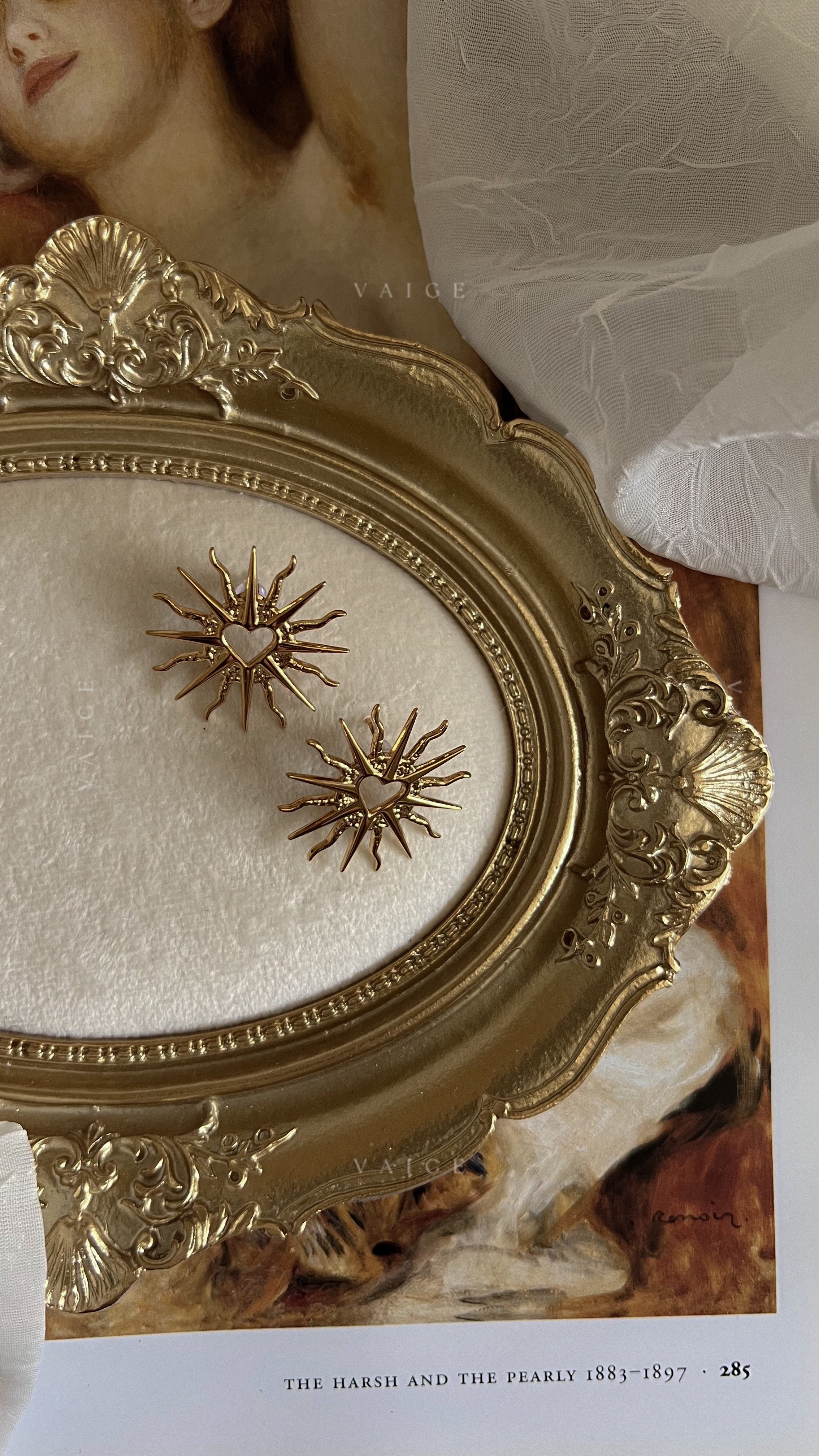 Zephyra sun heart earrings